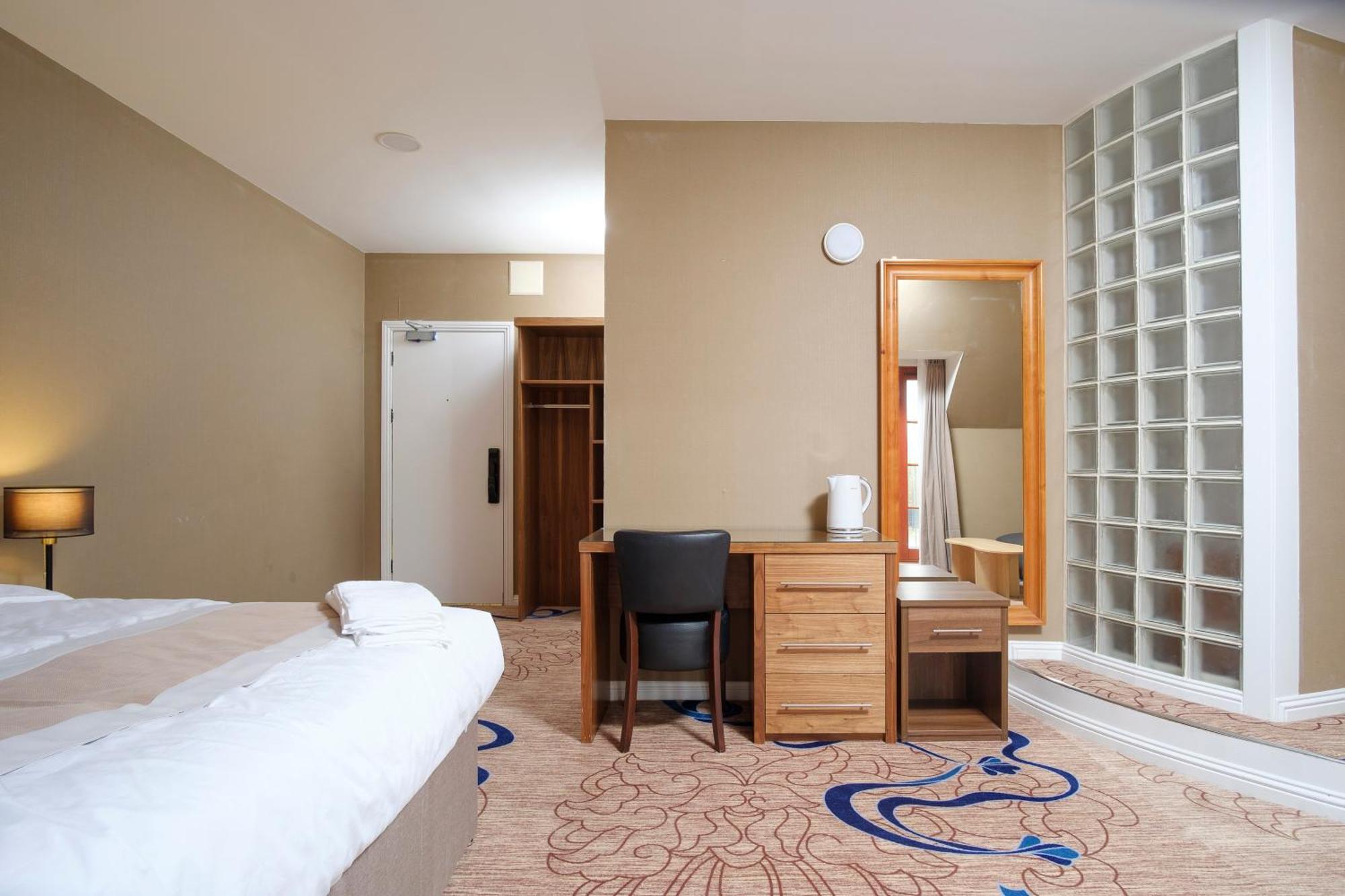 Kelpies Hotel Falkirk Extérieur photo